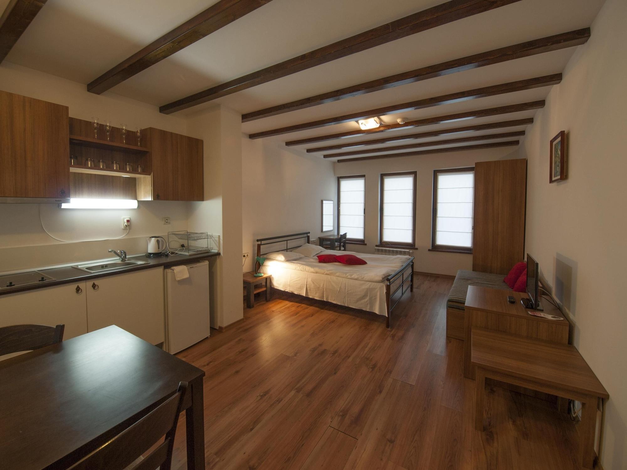 Green Life Family Apartments بامبوروفو المظهر الخارجي الصورة