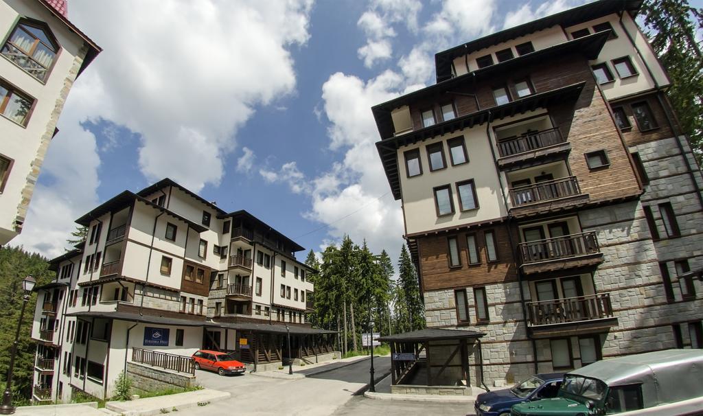 Green Life Family Apartments بامبوروفو المظهر الخارجي الصورة