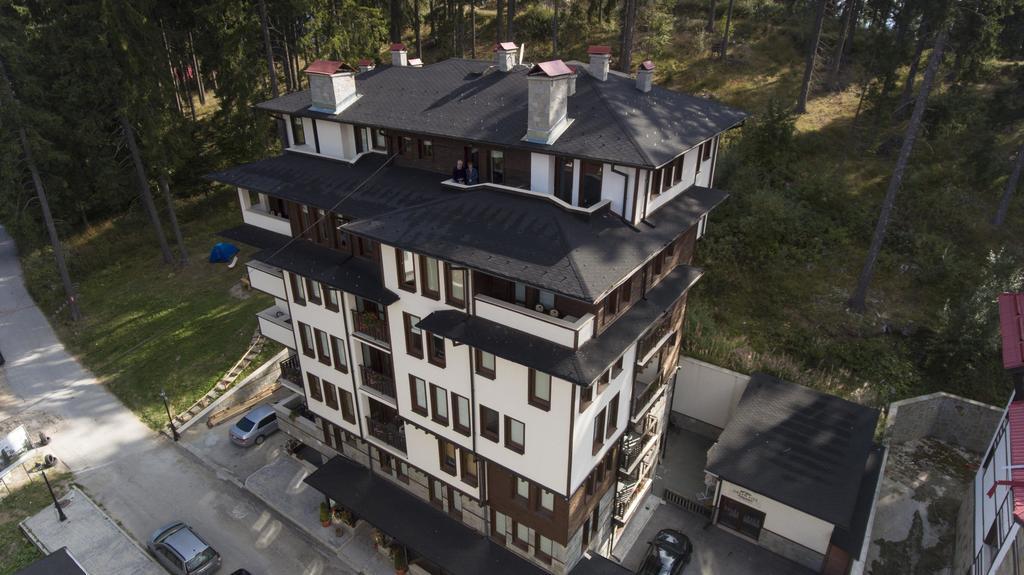 Green Life Family Apartments بامبوروفو المظهر الخارجي الصورة